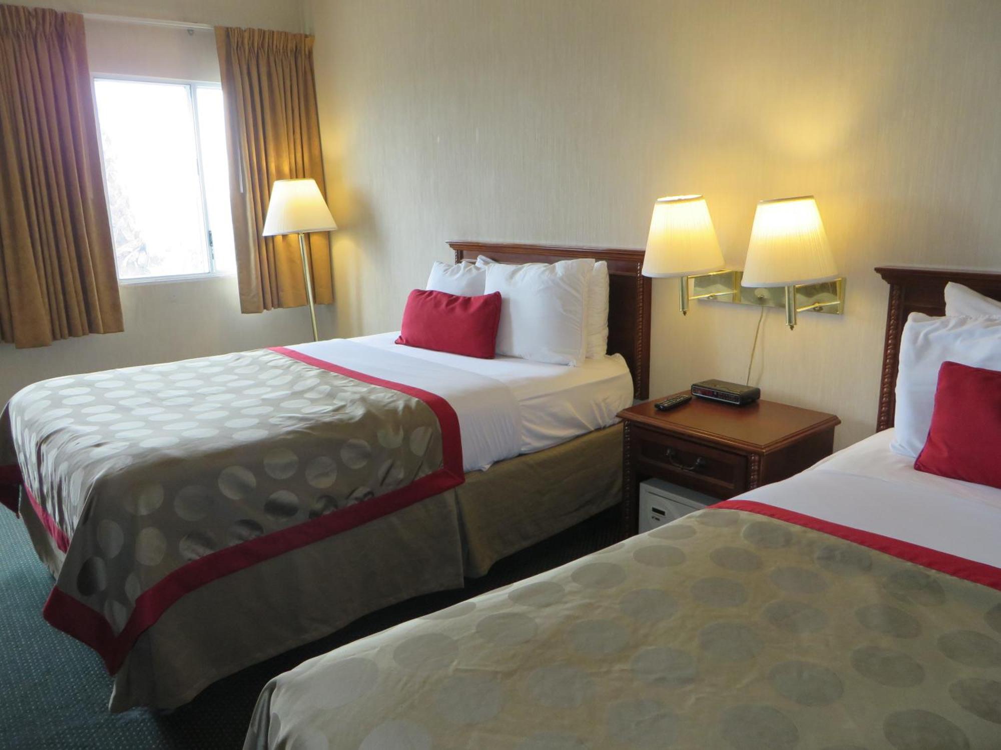 Ramada By Wyndham Hawthorne/Lax Hotel Szoba fotó